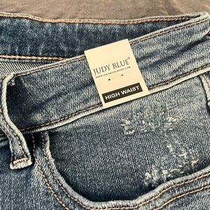 Judy Blue shorts - size L